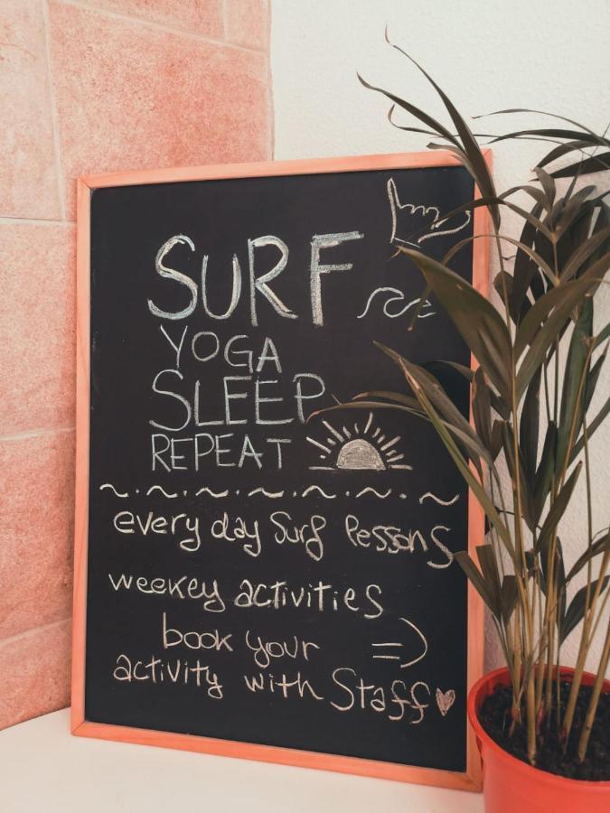 International Surf Camp Only Surf Hostel Corralejo Luaran gambar