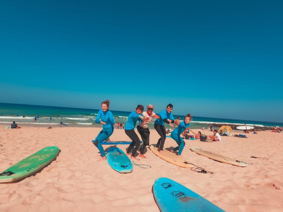 International Surf Camp Only Surf Hostel Corralejo Luaran gambar
